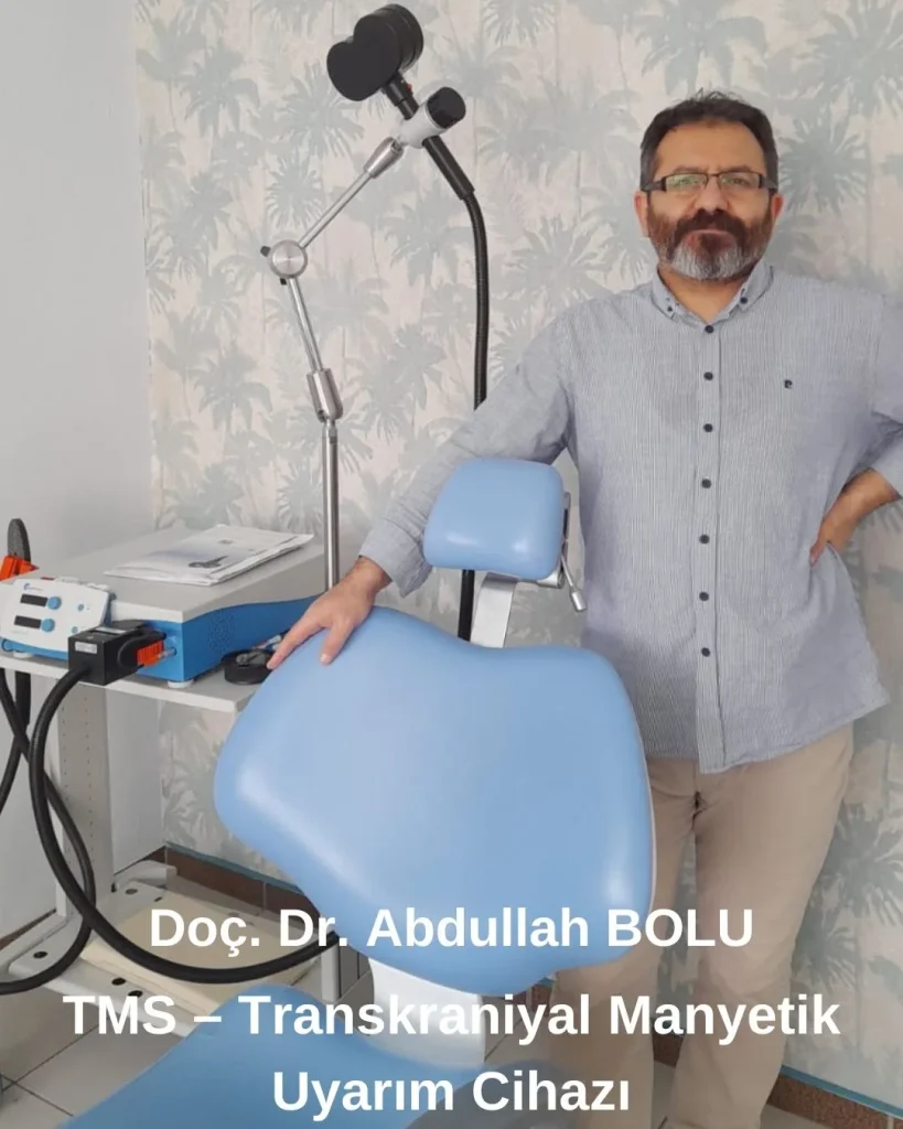 Tms Tedavi odası Ve Tms cihazı görseli