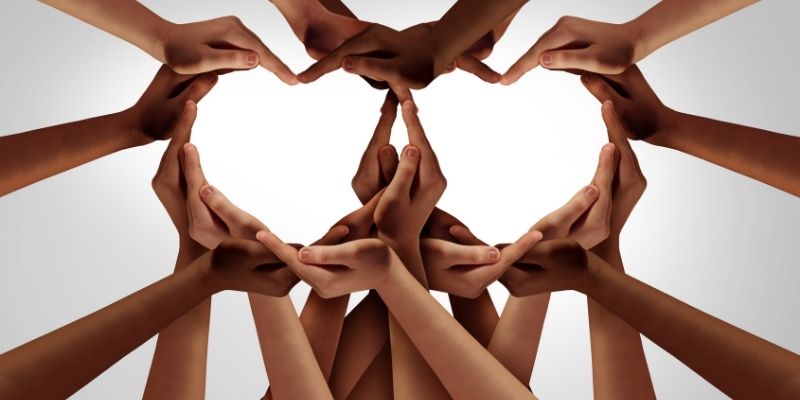love-bombing-belirtileri-nelerdir