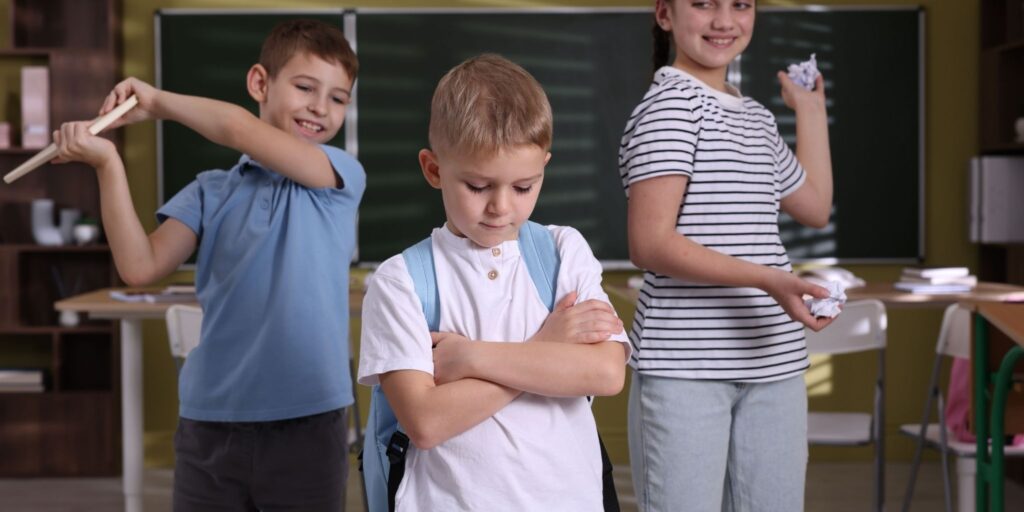 Okulda Şiddet Nasıl Önlenir? Etkili Psikiyatrik Yöntemler ve Çözümler 2 okulda siddet nasil onlenir